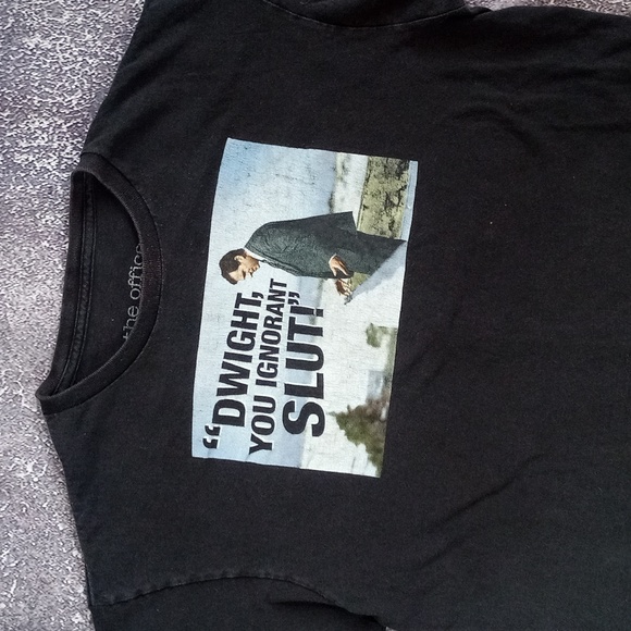 THE OFFICE Dwight You Ignorant SLT Michael Scott Graphic T-Shirt - Picture 3 of 4